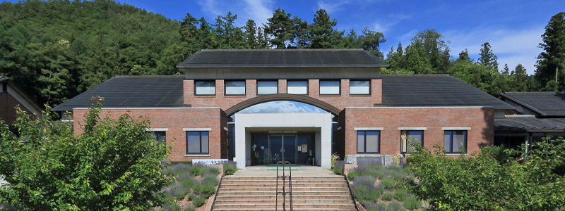 北アルプス展望美術館(池田町立美術館) 北アルプス展望美術館(池田町立美術館)