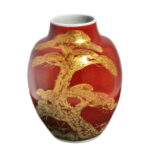 篠田義一 「赤地老松金彩花瓶」 篠田義一 「赤地老松金彩花瓶」